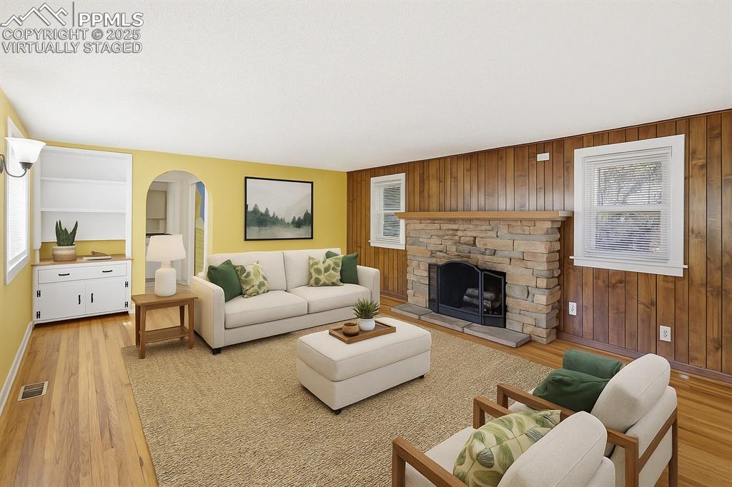 2002 Oak Way Colorado Springs CO 80906