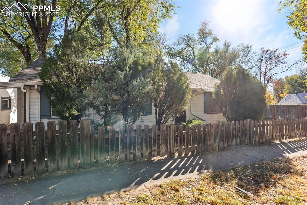 503 Bonfoy Avenue Colorado Springs CO 80909