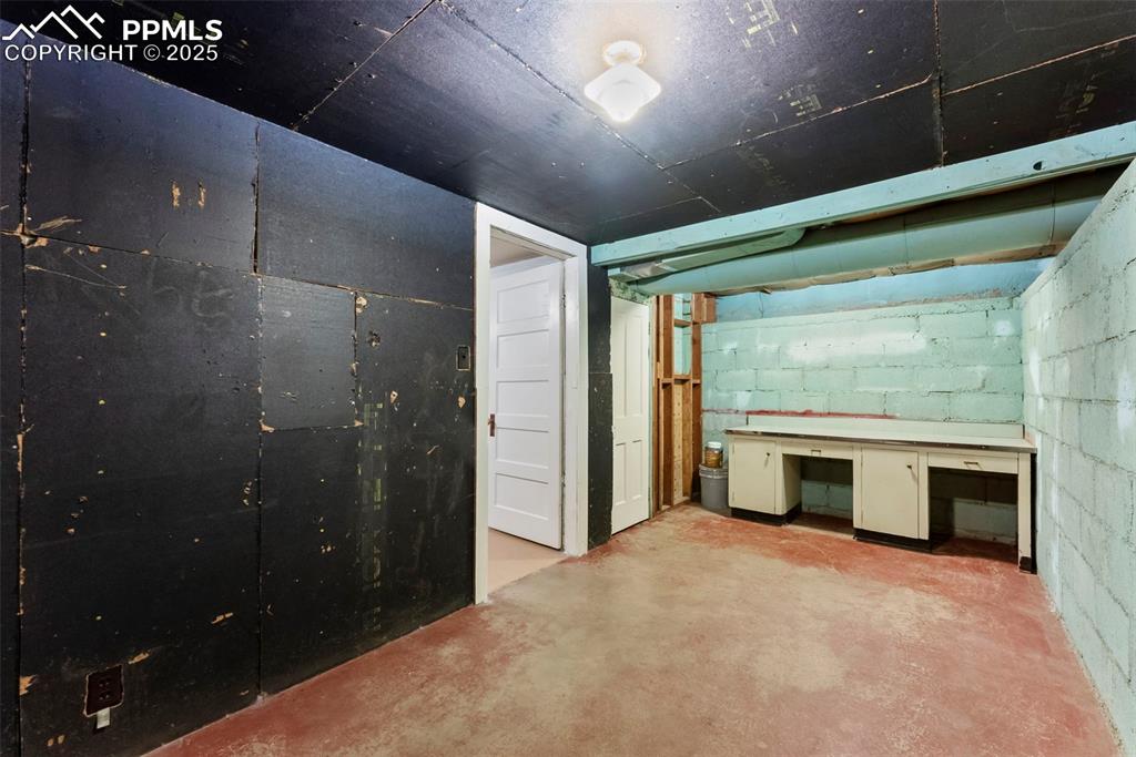 503 Bonfoy Avenue Colorado Springs CO 80909