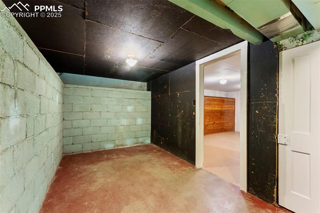 503 Bonfoy Avenue Colorado Springs CO 80909