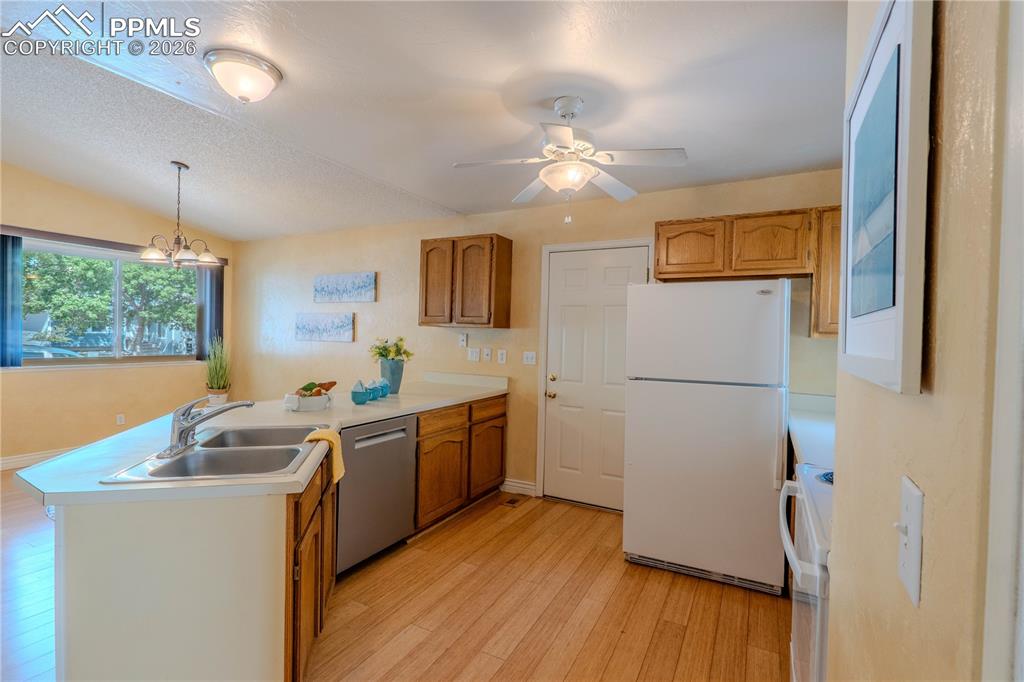 961 Columbine Avenue Colorado Springs CO 80904