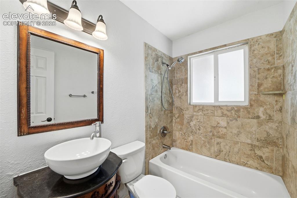 2826 Pinnacle Drive Colorado Springs CO 80910
