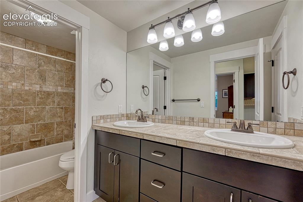 17925 Grama Ridge Colorado Springs CO 80908