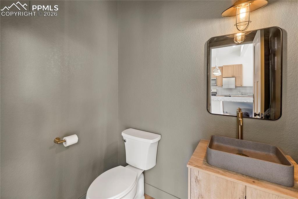 1328 N Mountain Estates Road Florissant CO 80816
