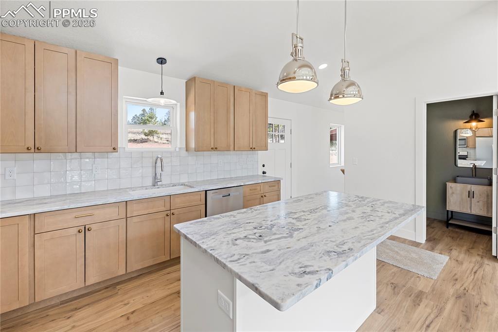 1328 N Mountain Estates Road Florissant CO 80816