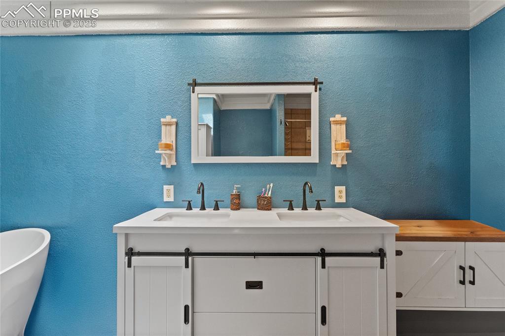 321 W Linden Avenue Pueblo CO 81007