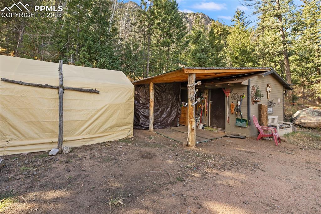 10155 Mountain Road Cascade CO 80809