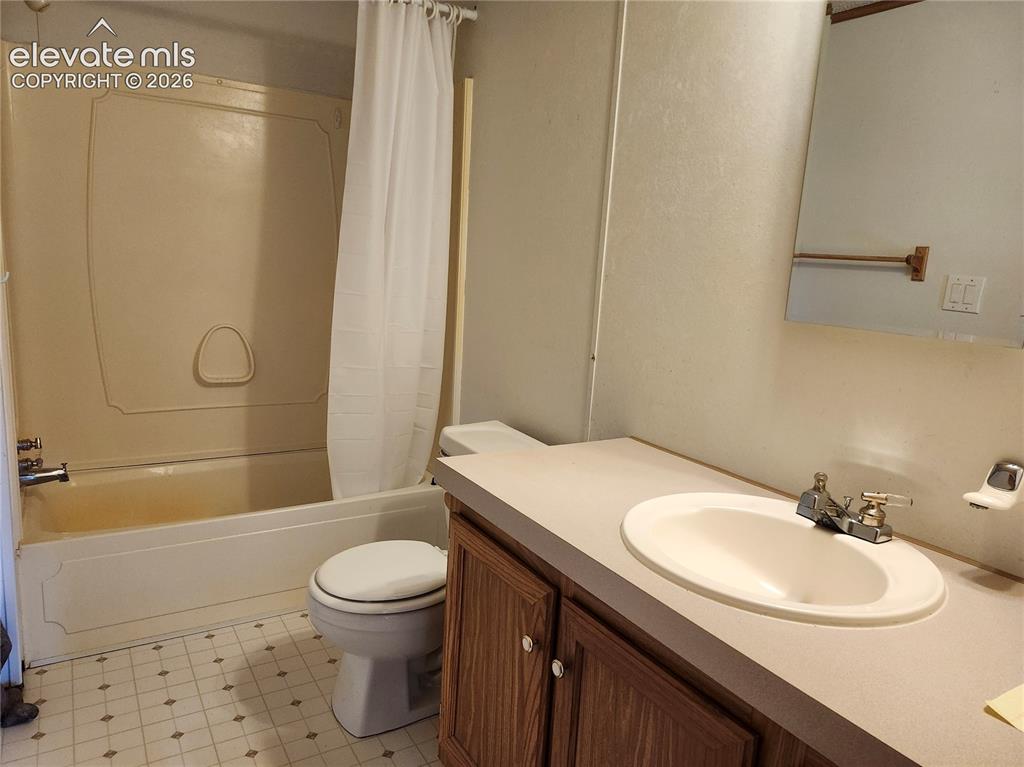 400 Pikes Peak Lane Florissant CO 80816