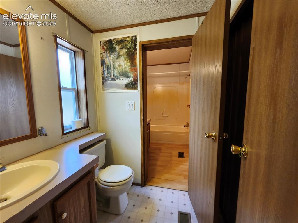 400 Pikes Peak Lane Florissant CO 80816