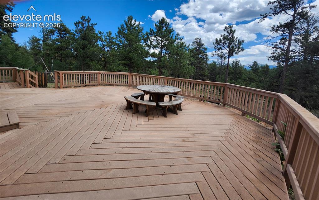 400 Pikes Peak Lane Florissant CO 80816