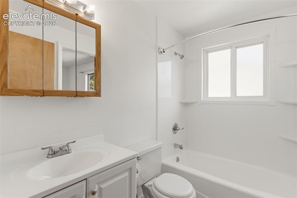 2210 Farnsworth Drive Colorado Springs CO 80916