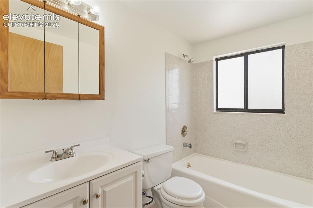 2210 Farnsworth Drive Colorado Springs CO 80916