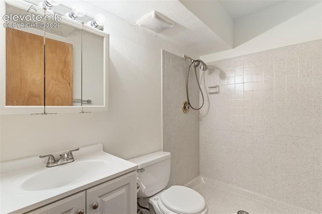 2210 Farnsworth Drive Colorado Springs CO 80916