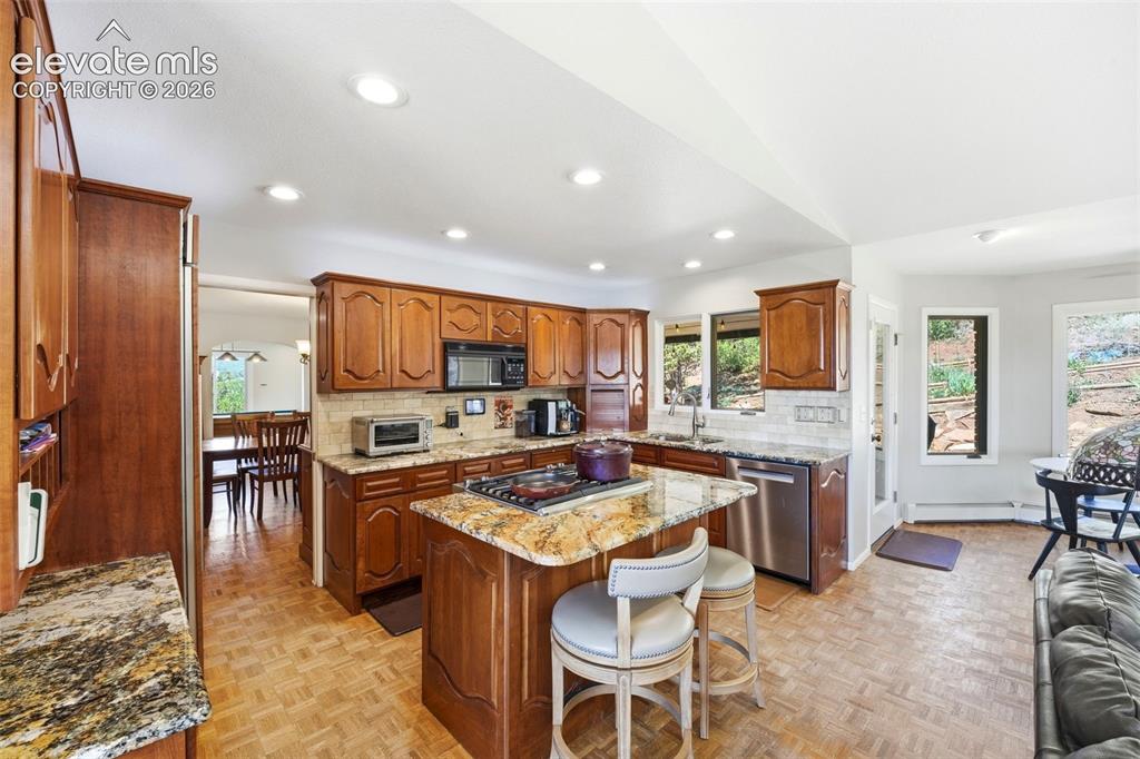 6 Las Piedras Escondidas Colorado Springs CO 80904