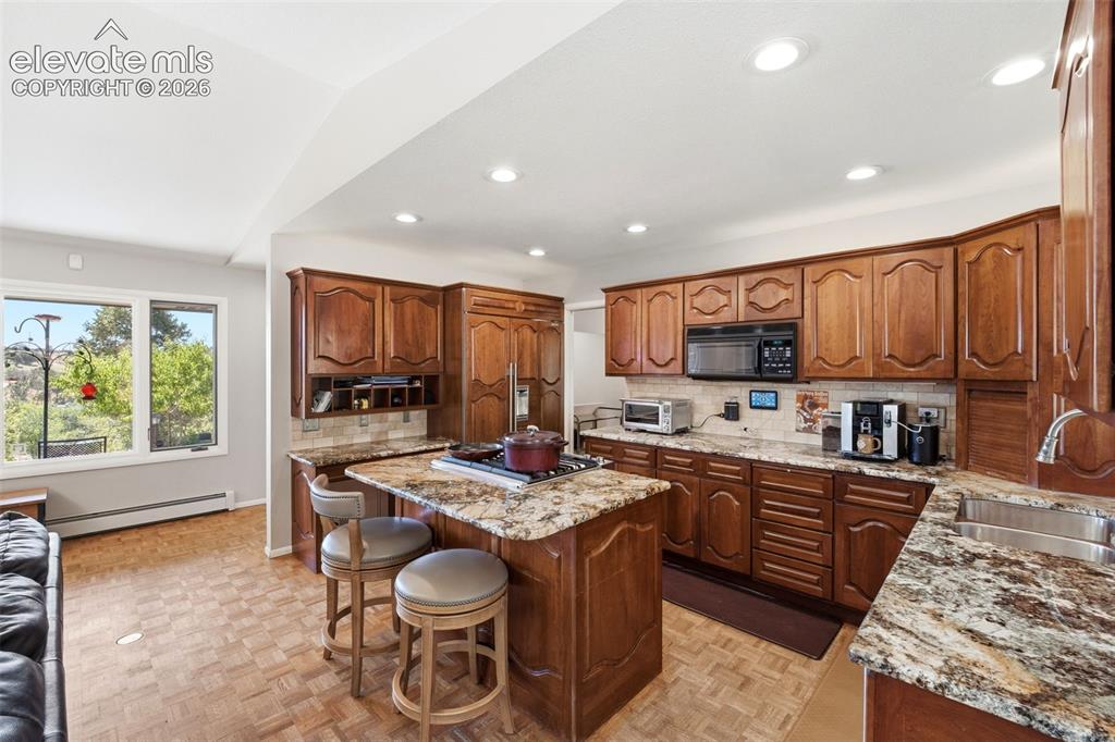 6 Las Piedras Escondidas Colorado Springs CO 80904