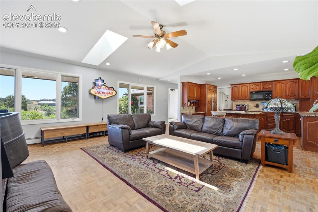 6 Las Piedras Escondidas Colorado Springs CO 80904