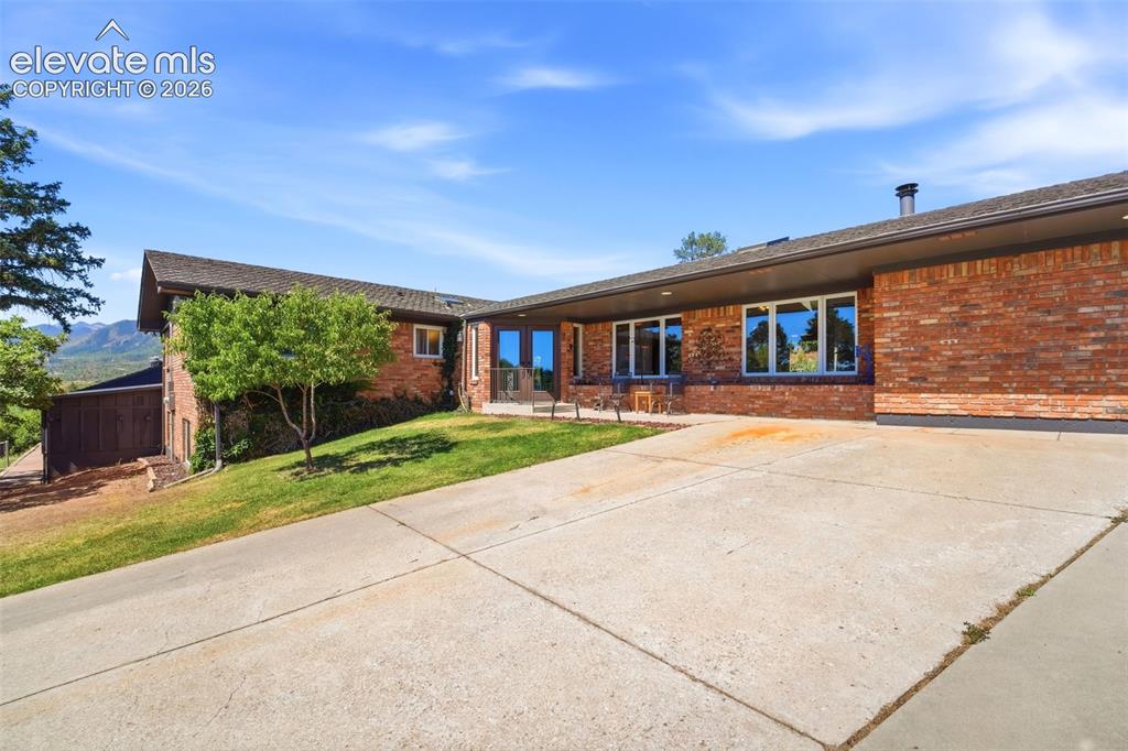 6 Las Piedras Escondidas Colorado Springs CO 80904