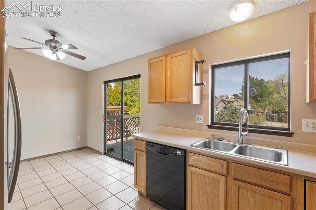 3105 Sunray Place Colorado Springs CO 80916
