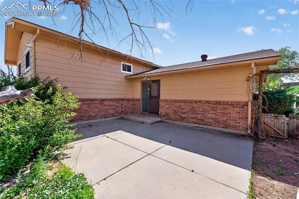 657 Dexter Street Colorado Springs CO 80911