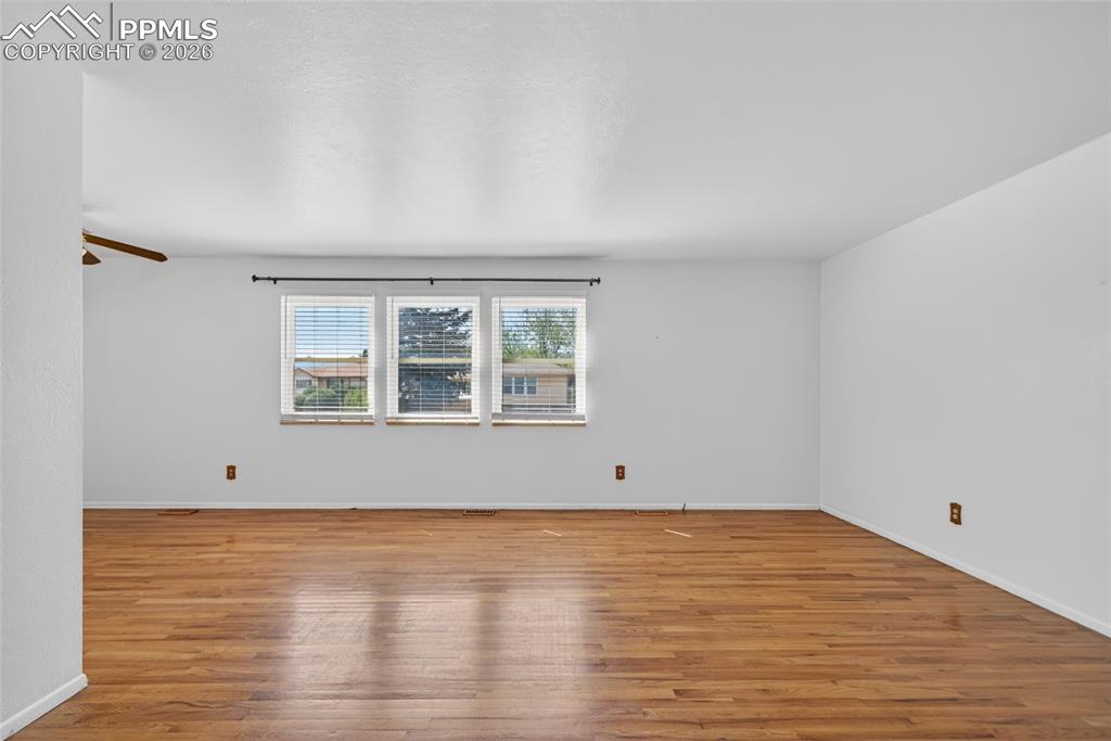 657 Dexter Street Colorado Springs CO 80911
