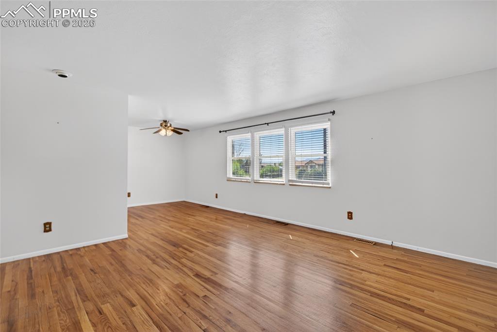 657 Dexter Street Colorado Springs CO 80911