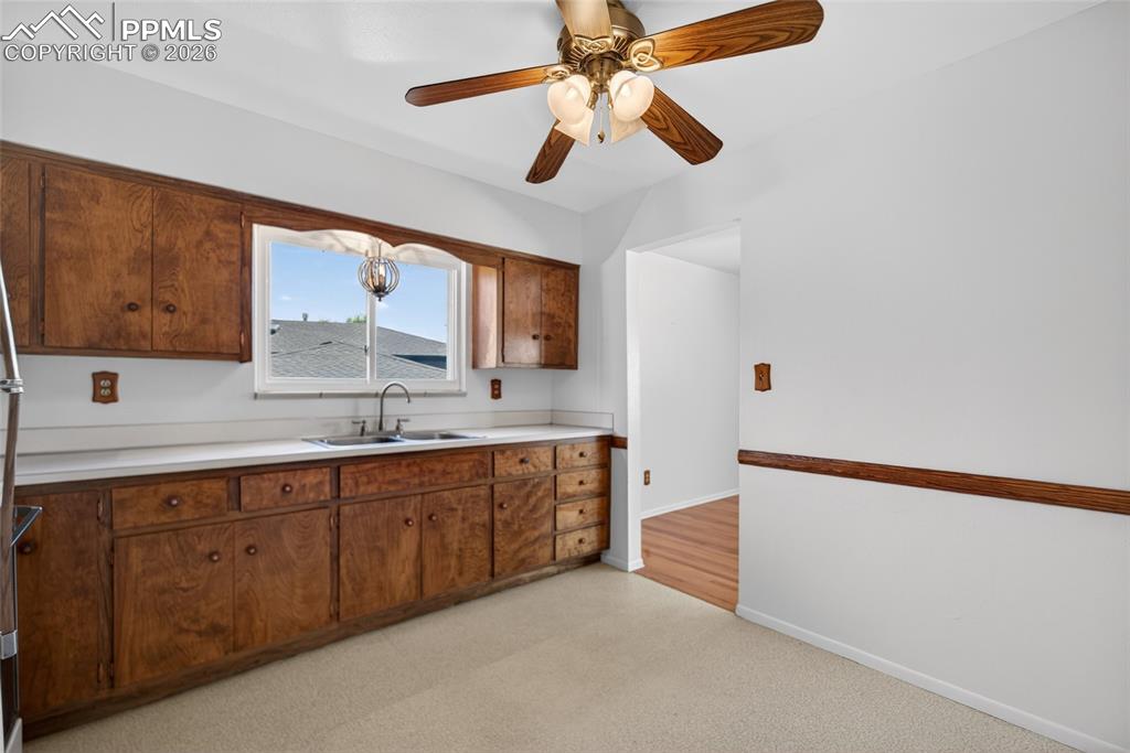 657 Dexter Street Colorado Springs CO 80911