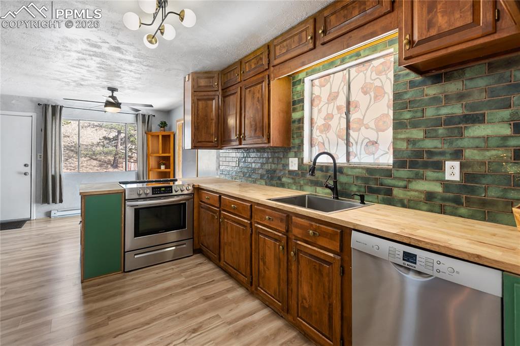 5060 County Road 1 Cripple Creek CO 80813