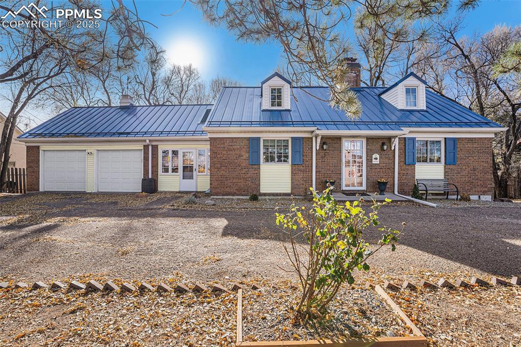 419 Chamberlin Place Colorado Springs CO 80906