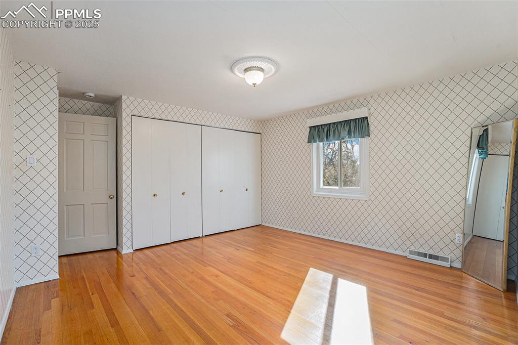 419 Chamberlin Place Colorado Springs CO 80906