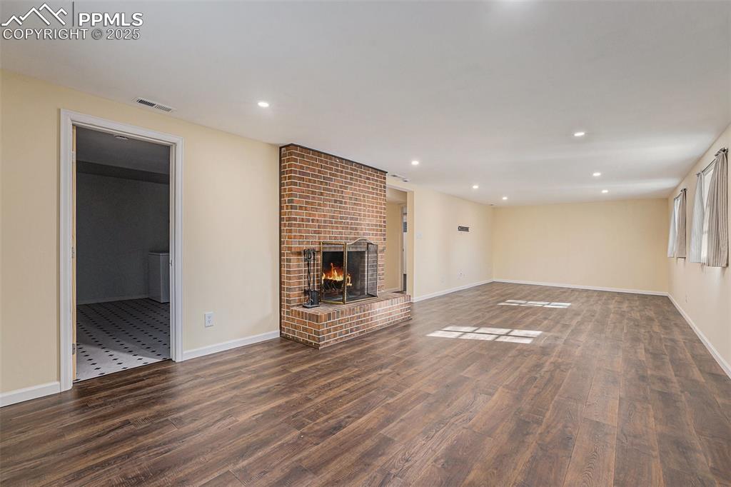 419 Chamberlin Place Colorado Springs CO 80906