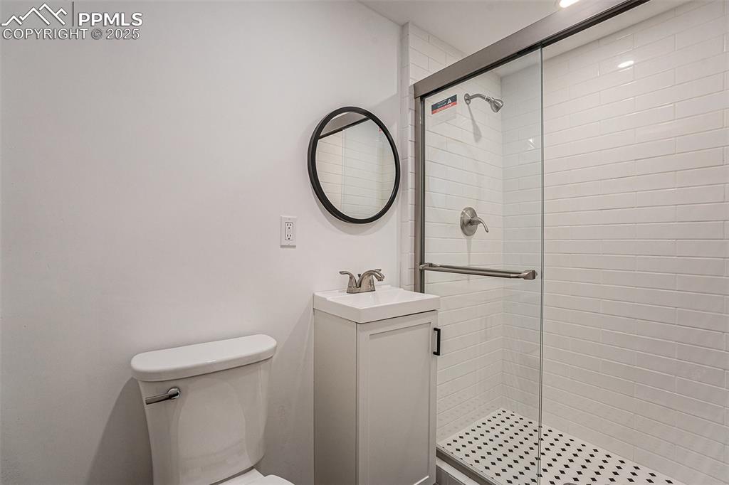 419 Chamberlin Place Colorado Springs CO 80906