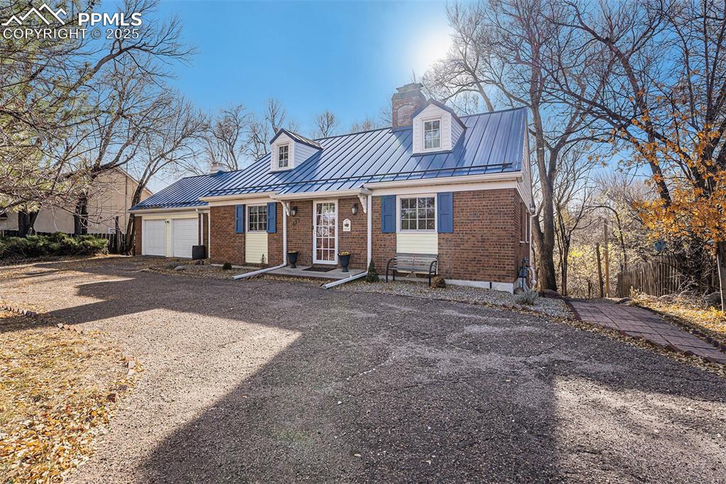 419 Chamberlin Place Colorado Springs CO 80906