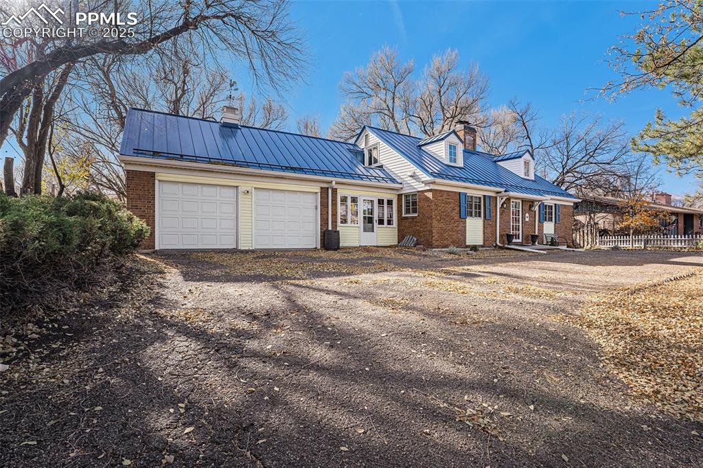 419 Chamberlin Place Colorado Springs CO 80906