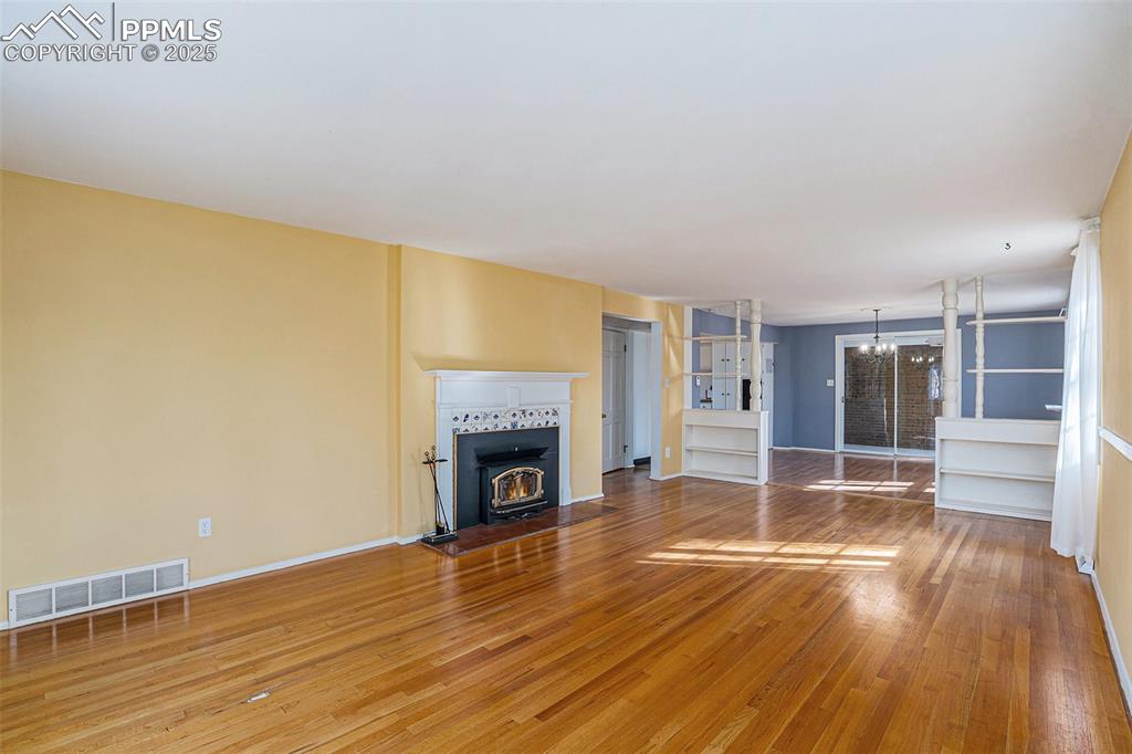 419 Chamberlin Place Colorado Springs CO 80906