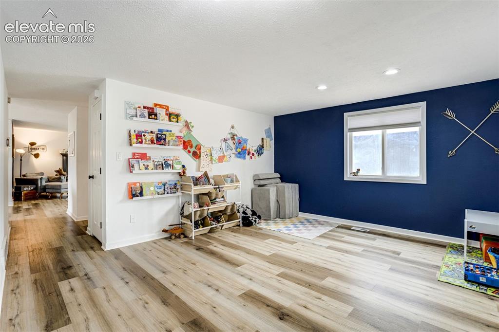2255 Allyn Way Colorado Springs CO 80915
