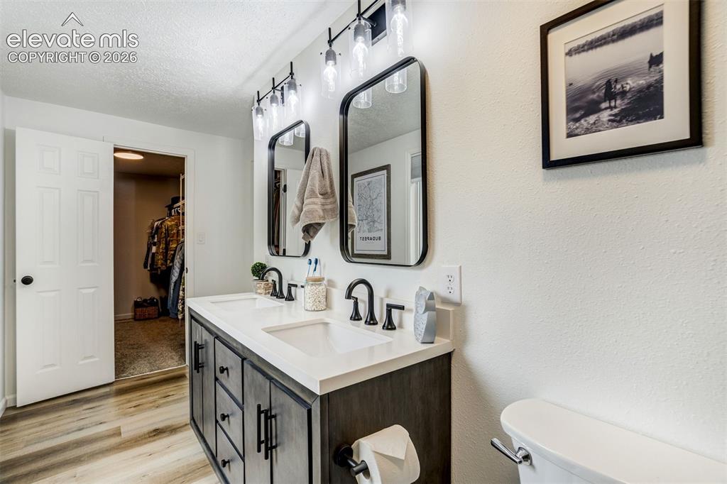 2255 Allyn Way Colorado Springs CO 80915