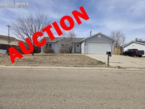1518 Bradish Avenue La Junta CO 81050