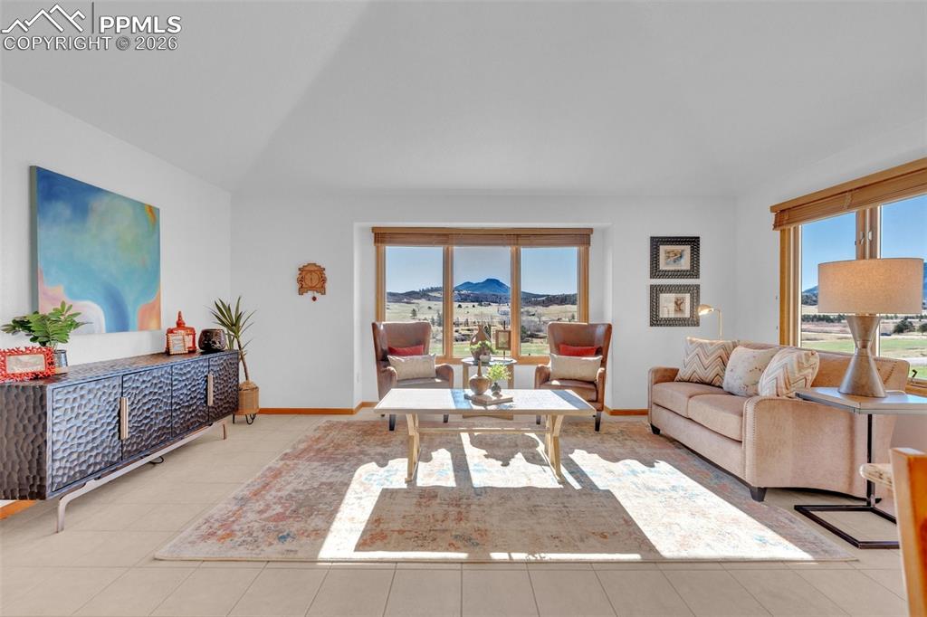 8332 Bannock Road Larkspur CO 80118