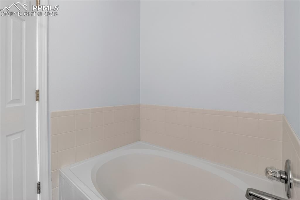 3893 Roan Drive Colorado Springs CO 80922