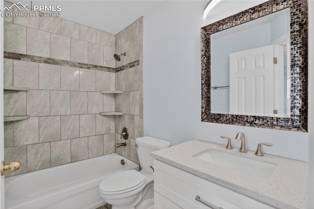 3893 Roan Drive Colorado Springs CO 80922