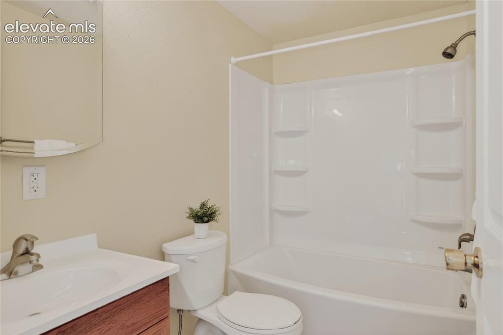 3893 Roan Drive Colorado Springs CO 80922