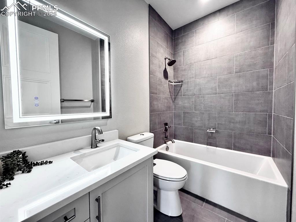 3145 Promise Point Colorado Springs CO 80921