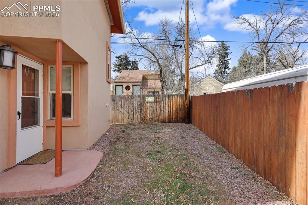1702-1/2 W Cheyenne Road Colorado Springs CO 80906