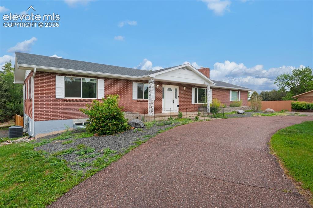 104 Chamberlin Avenue Colorado Springs CO 80906