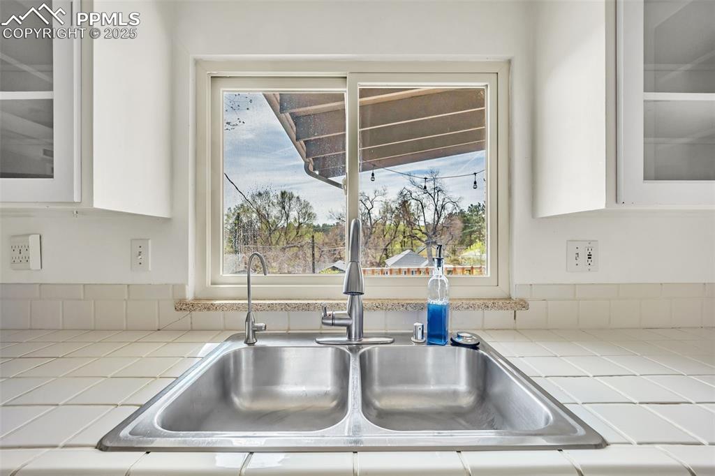 1624 Cheyenne Boulevard Colorado Springs CO 80906