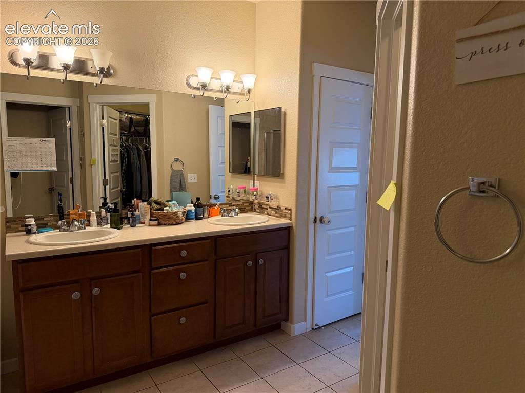 2327 Chickhollow Drive Colorado Springs CO 80910
