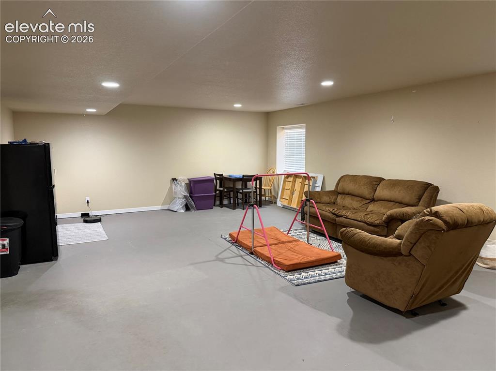 2327 Chickhollow Drive Colorado Springs CO 80910