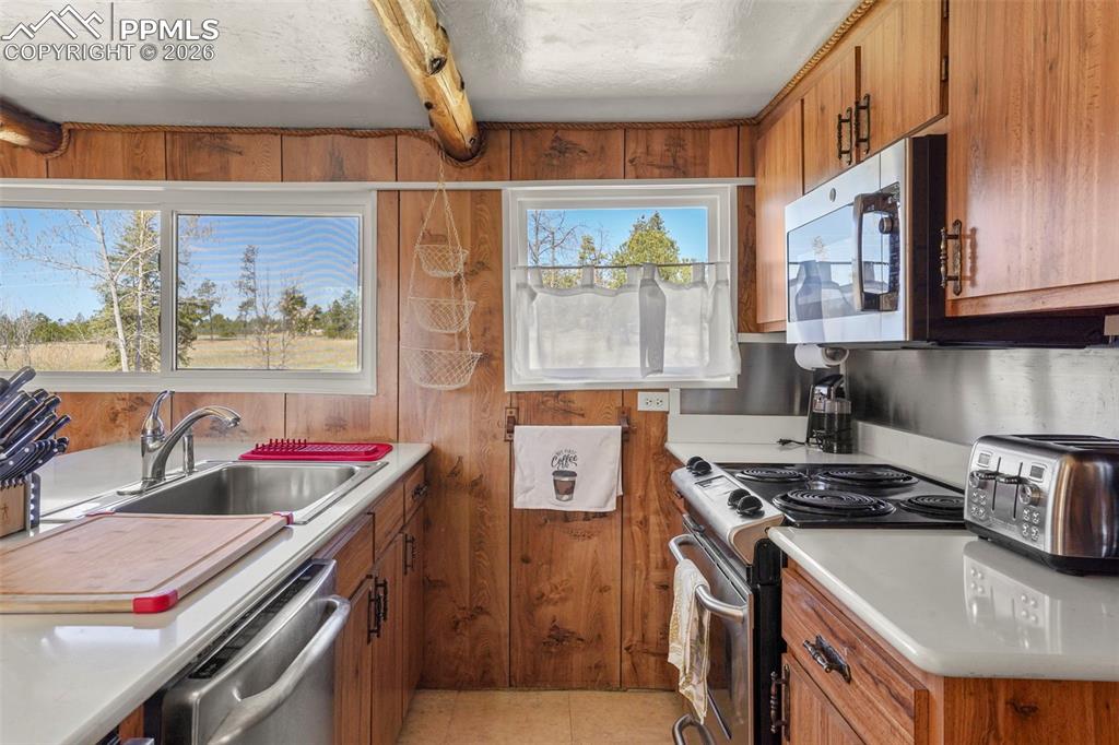 11865 Vollmer Road Colorado Springs CO 80908