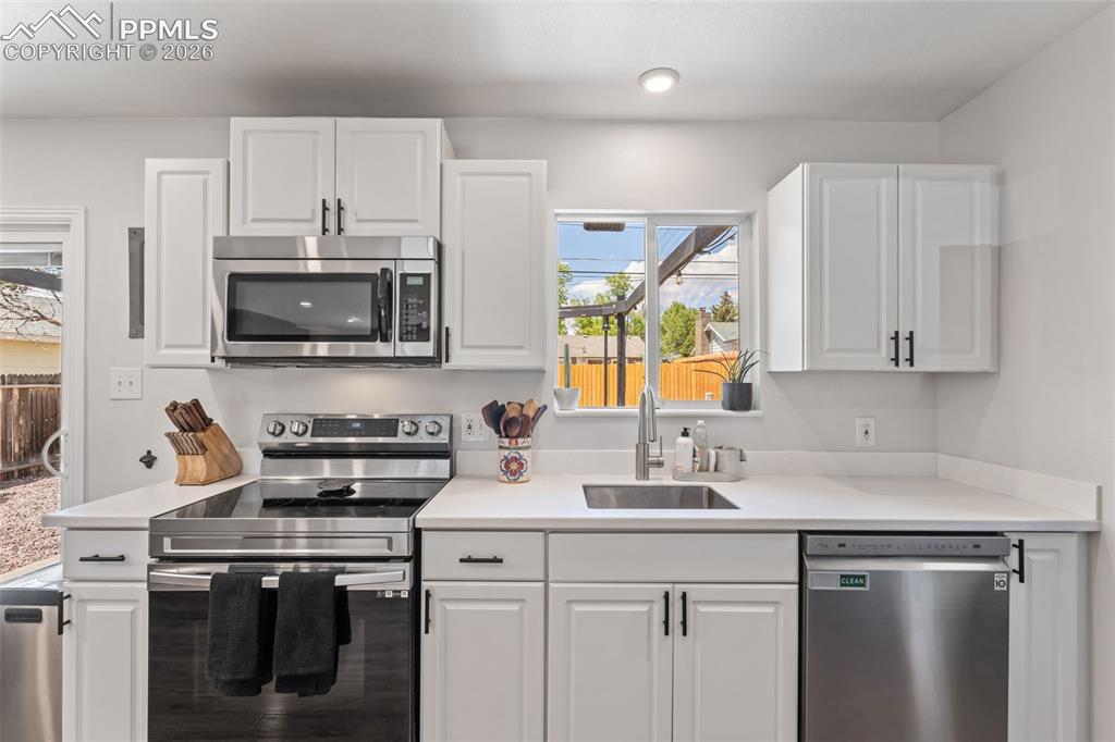 3002 Greenwood Circle Colorado Springs CO 80910