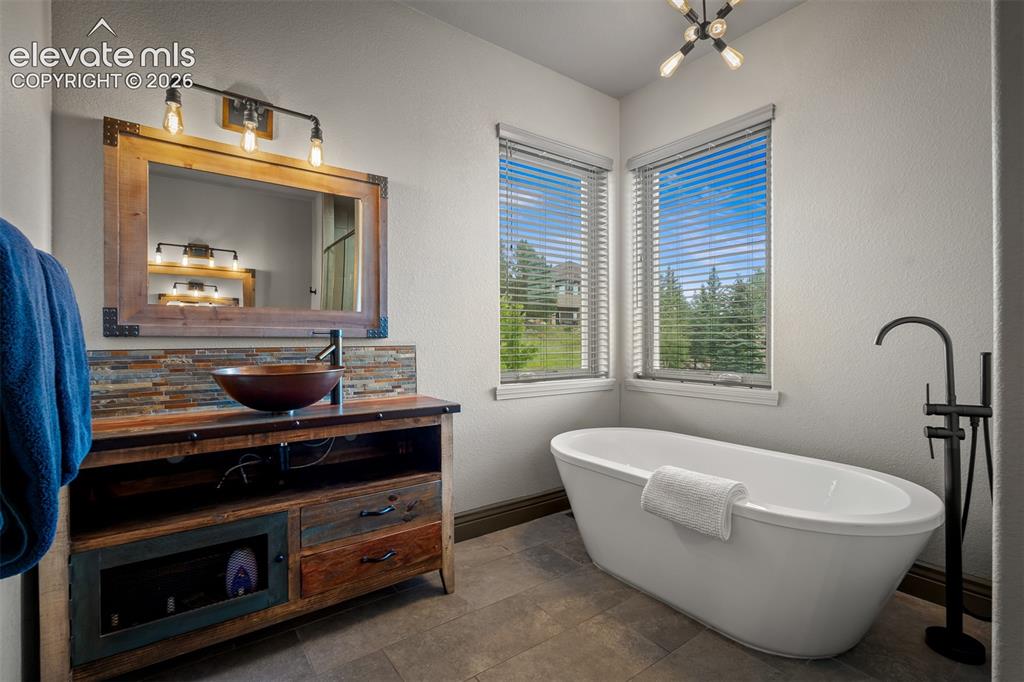 4045 Ramshorn Point Colorado Springs CO 80904